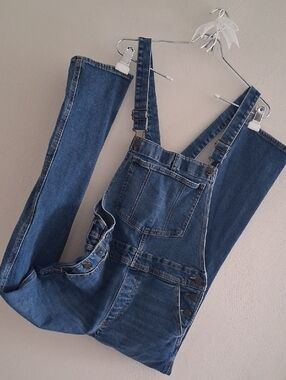Old Navy Blue Denim Women's Overalls with Front Bib Pocket